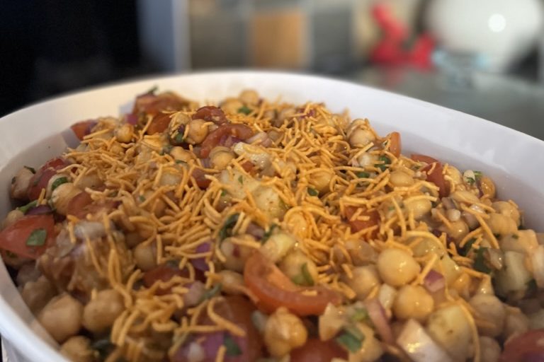 Chana Chaat (Chickpea Salad)